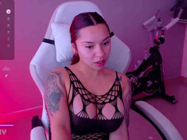 SAMYTATTU21 webcam