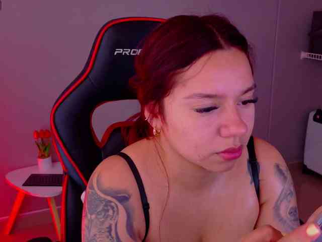 SAMYTATTU21 webcam