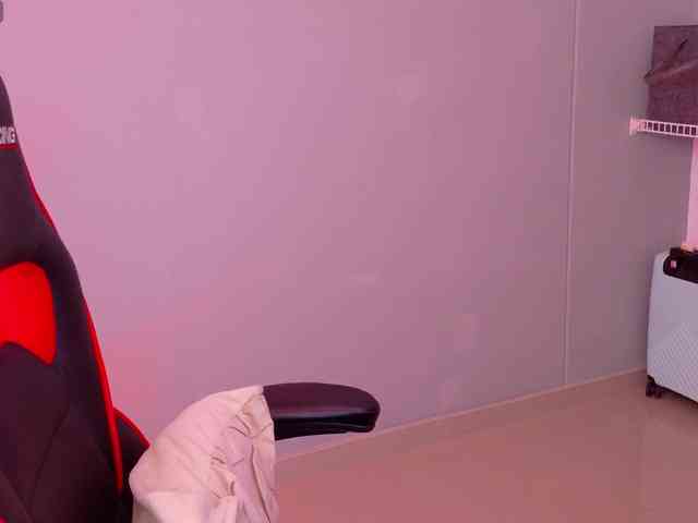 SAMYTATTU21 webcam