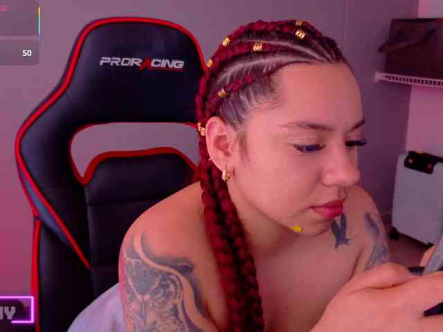 SAMYTATTU21 webcam