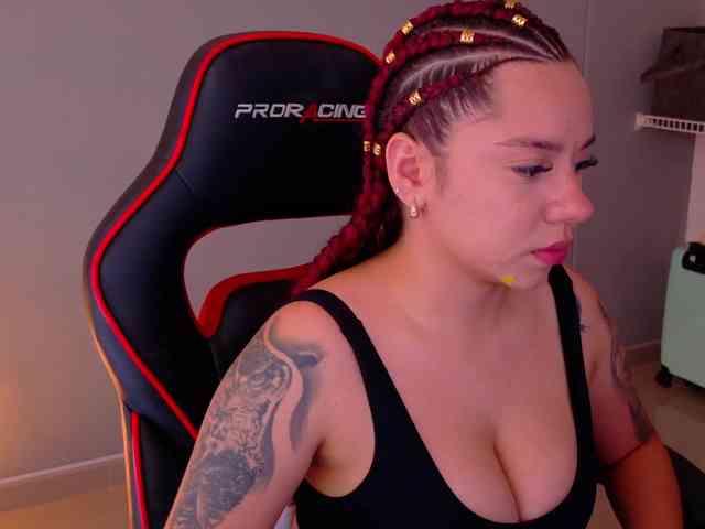 SAMYTATTU21 webcam