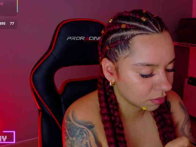 SAMYTATTU21 webcam