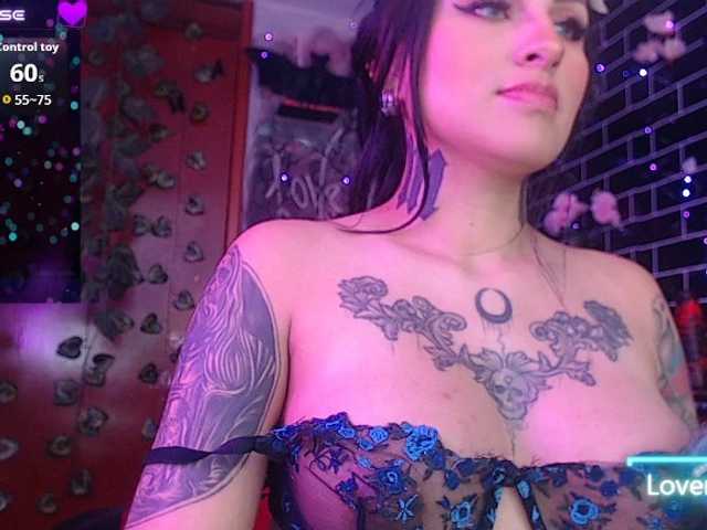 Demon-sofy-1 live cam on BongaCams