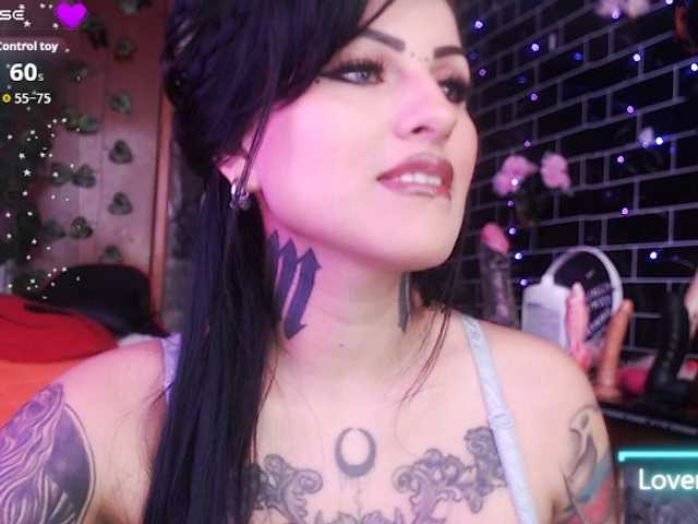 Demon-sofy-1 webcam bongacams model stream image