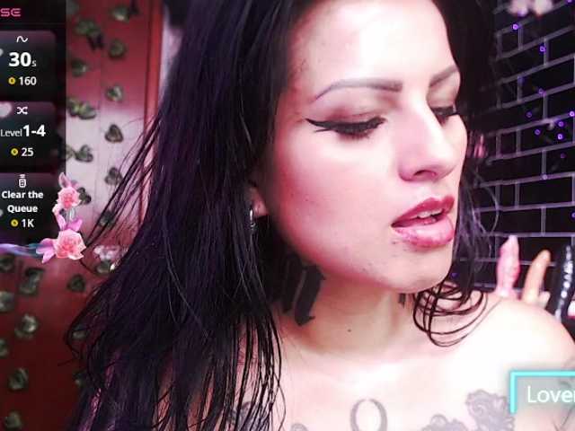 Demon-sofy-1 live cam on BongaCams