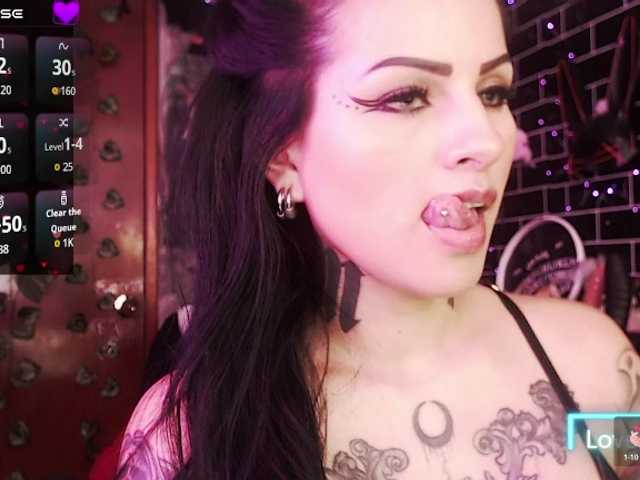 Demon-sofy-1 live cam on BongaCams