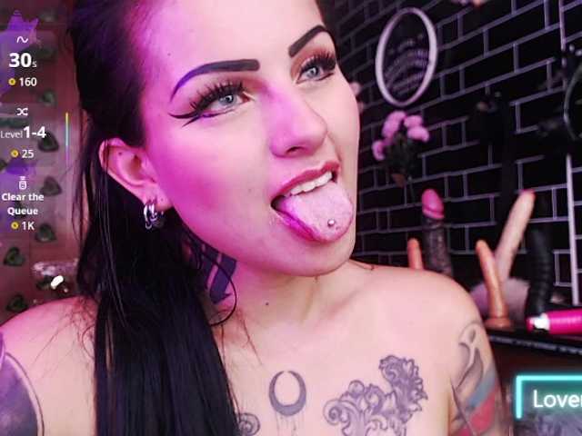 Demon-sofy-1 live cam on BongaCams