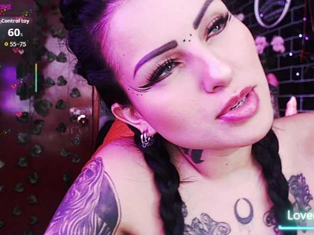 Demon-sofy-1 live cam on BongaCams