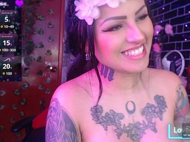 Demon-sofy-1 live cam on BongaCams