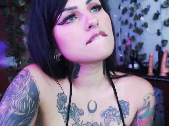 Demon-sofy-1 webcam