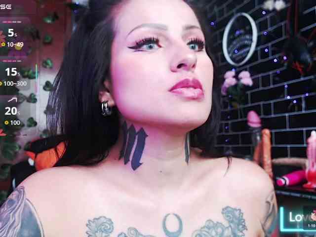 Demon-sofy-1 Live Webcam on BongaCams