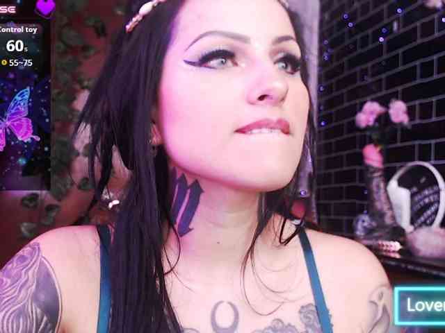 Model: Demon-sofy-1