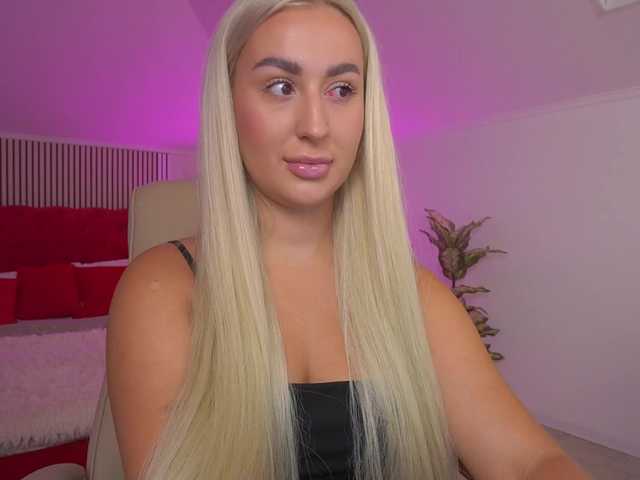 ViolaMe live cam on BongaCams
