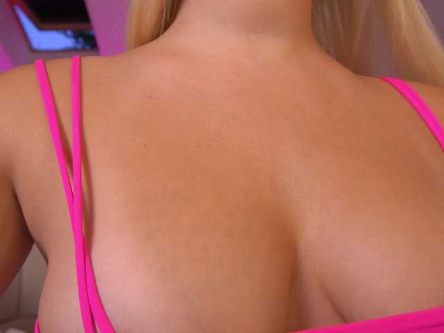 ViolaMe live webcam show