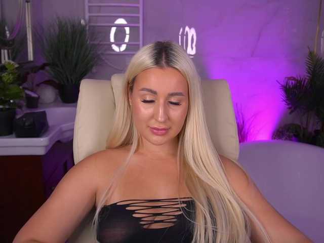 ViolaMe live cam on BongaCams
