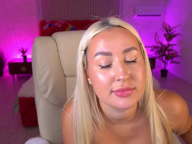 ViolaMe live cam on BongaCams