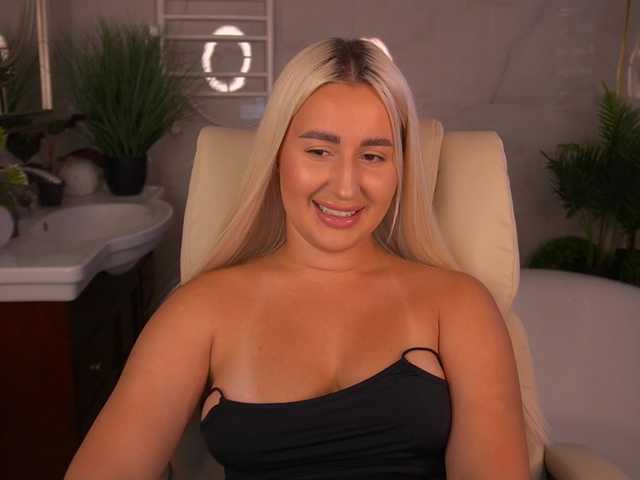 ViolaMe live cam on BongaCams