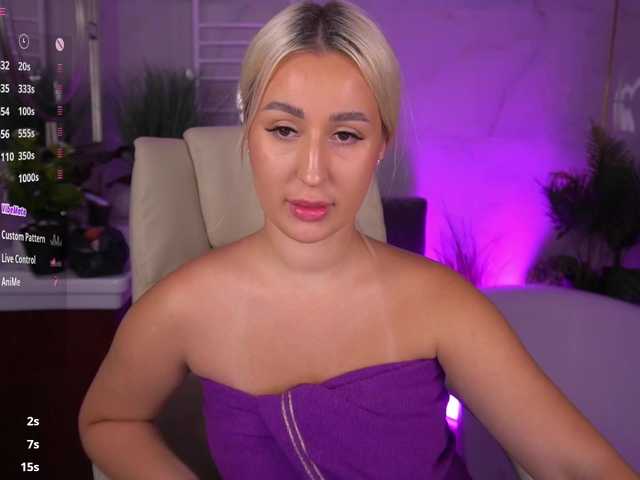 ViolaMe live cam on BongaCams