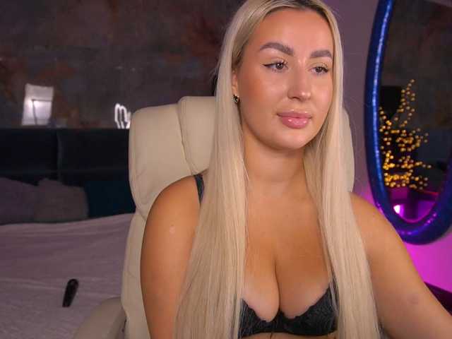 ViolaMe, en directo ahora en BongaCams