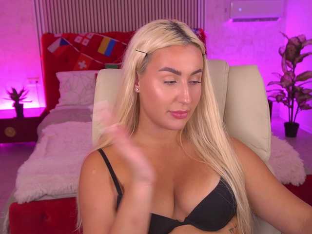 ViolaMe live cam on BongaCams