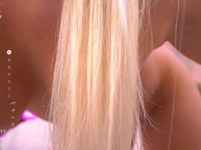 ViolaMe live cam on BongaCams