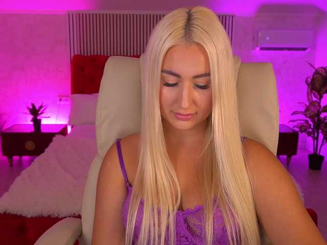 ViolaMe live cam on BongaCams
