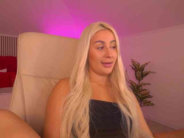 ViolaMe Live Webcam on BongaCams