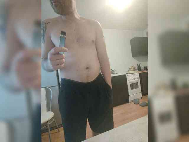 Dmitrson Live Webcam on BongaCams