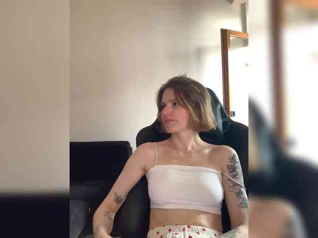 Asya_ webcam