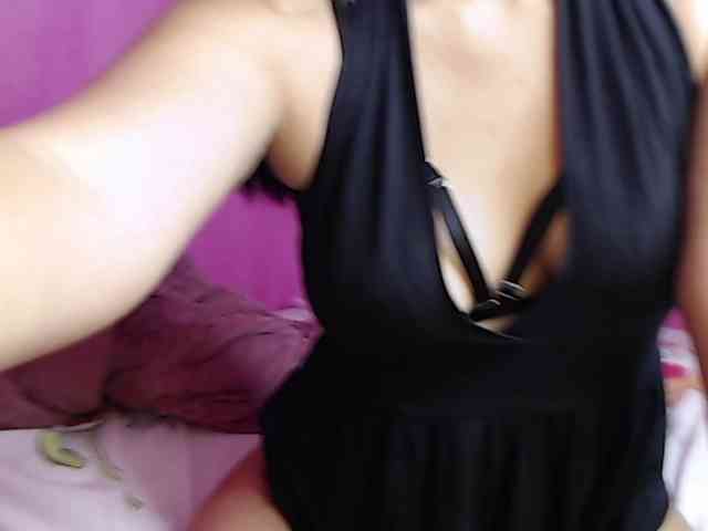 ChristinaVega webcam