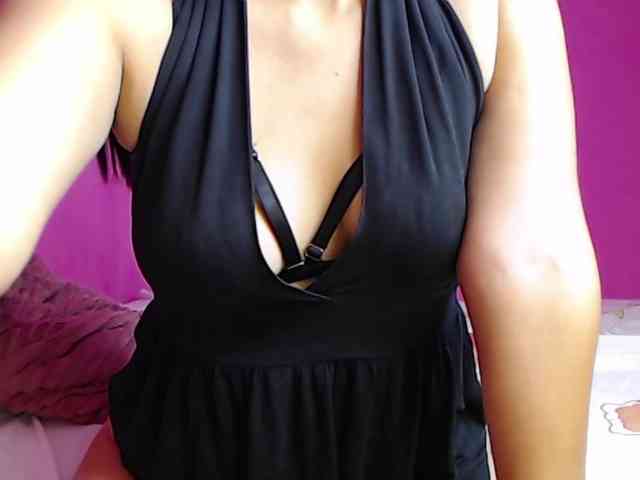 ChristinaVega webcam