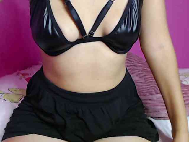 ChristinaVega webcam