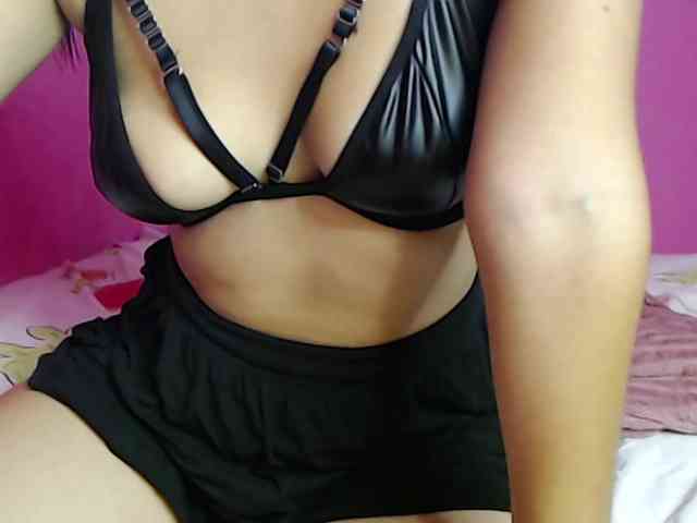 ChristinaVega webcam