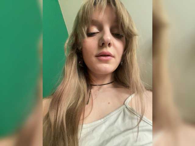 CatinMilkland's BongaCams show and profile