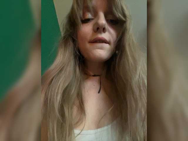 CatinMilkland's BongaCams show and profile