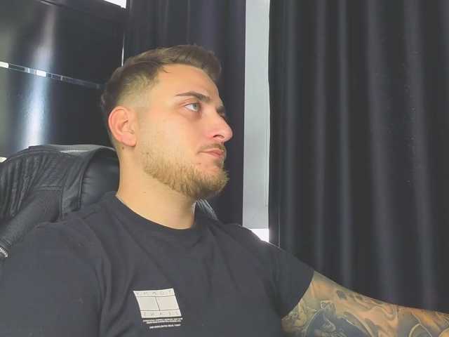 JohhnyLongcock