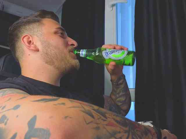 JohhnyLongcock Sex Cam Show