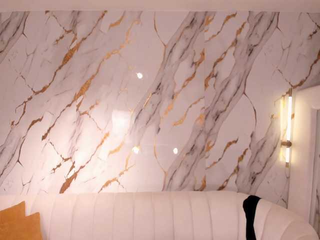 AmberFarrell's BongaCams show and profile