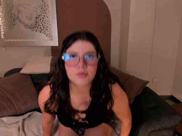 AmberFarrell webcam