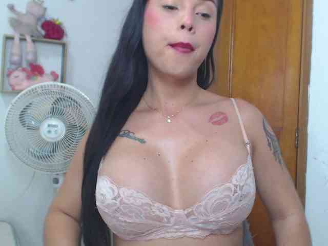 Dannahotxx Sex Cam Show