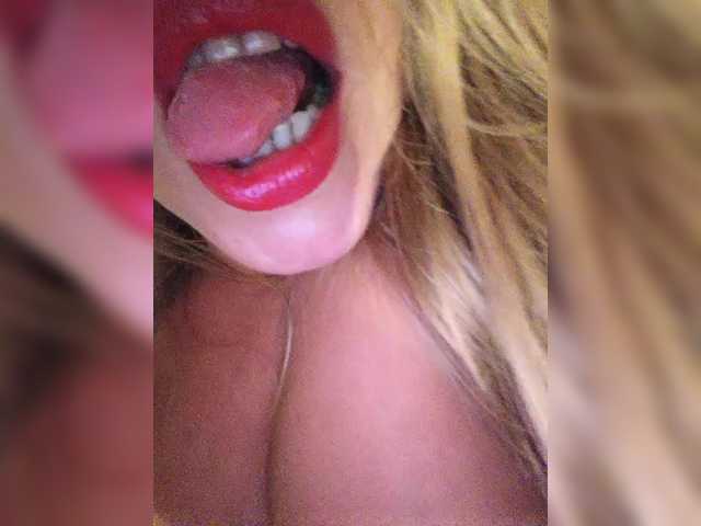 Sexynomad01 — live female cam