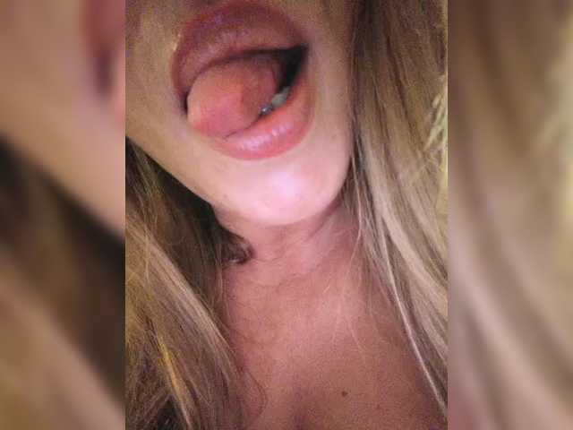 Sexynomad01 live cam preview