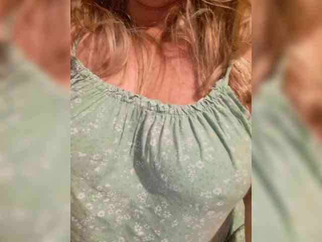 Sexynomad01 webcam