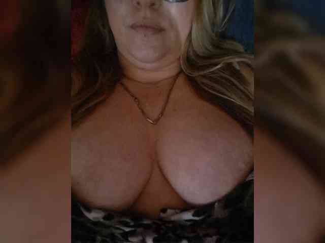 Sexynomad01 webcam