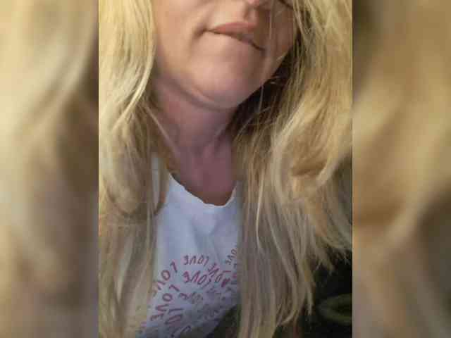 Sexynomad01 webcam
