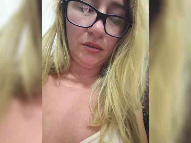 Model: Sexynomad01