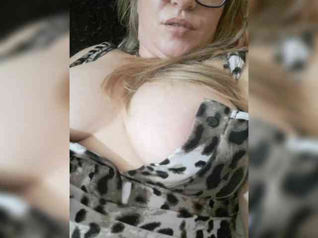 Sexynomad01 webcam