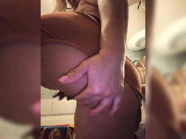 Sexynomad01 webcam