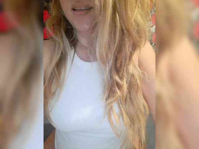 Sexynomad01 webcam