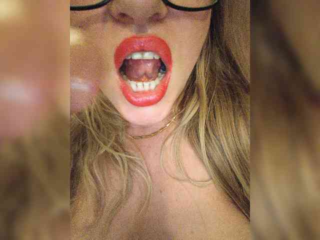 Model: Sexynomad01